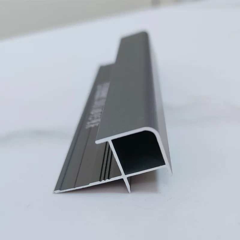 Trim sudhut njaba kothak